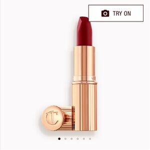 Charlotte Tilbury lipstick Walk of no Shame & Pillow Talk